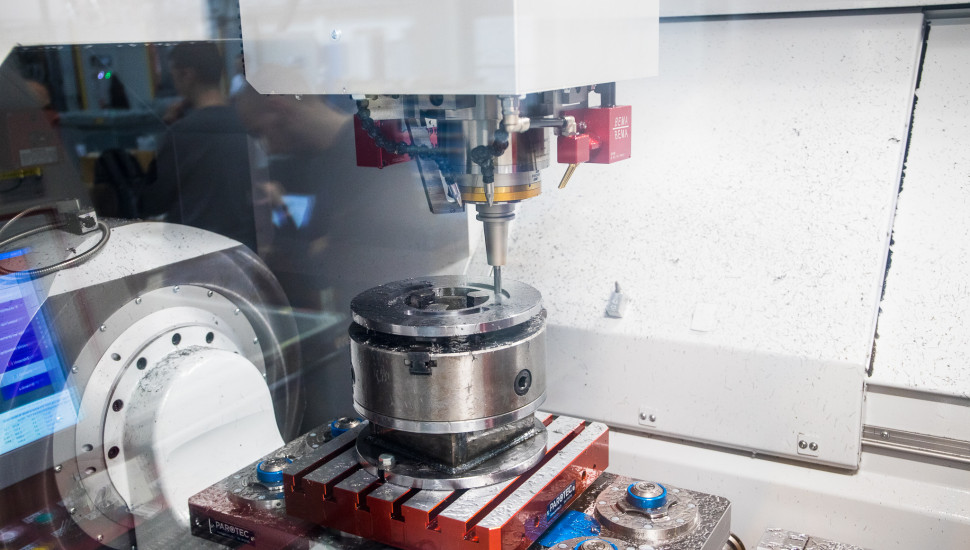 SEŘIZOVAČ CNC STROJŮ