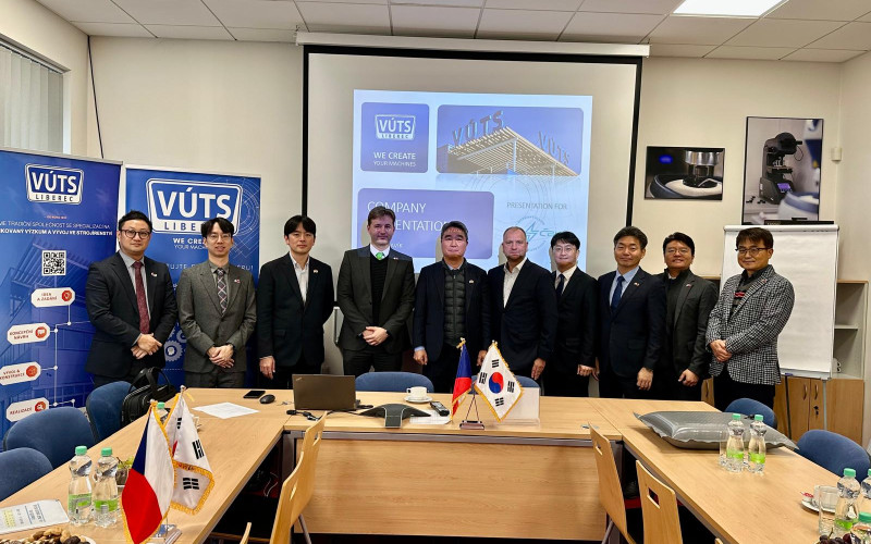 KOREAN VISIT IN VÚTS WITH CZECH BATTERY CLUSTER
