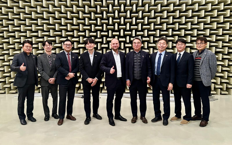 KOREAN VISIT IN VÚTS WITH CZECH BATTERY CLUSTER
